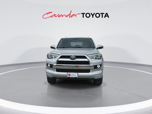 Certified 2018 Toyota 4Runner Limited AWD/4WD image 3
