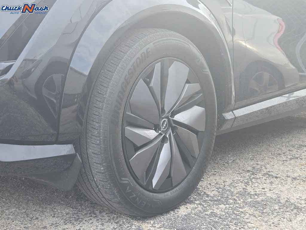 Used 2023 Nissan Ariya AWD image 10