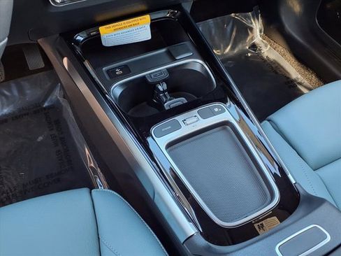 New 2026 Mercedes-Benz GLB 250 image 7