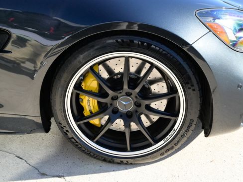 Used 2019 Mercedes-Benz AMG GT R image 12