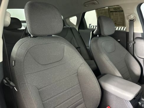 Used 2025 Kia K4 EX FWD image 25