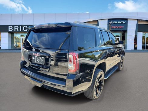 Used 2017 GMC Yukon SLE w/ Convenience Package AWD/4WD image 3