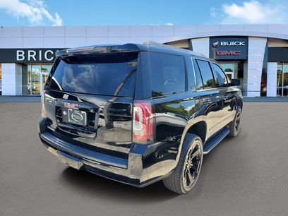 Used 2017 GMC Yukon SLE w/ Convenience Package