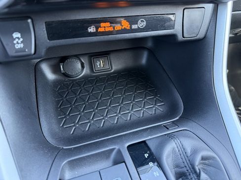 Used 2024 Toyota RAV4 XLE image 12