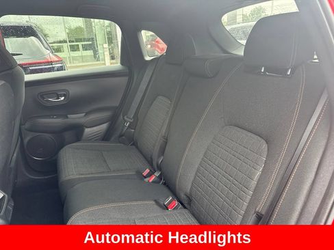 Used 2025 Honda HR-V Sport image 7