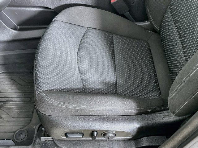 Used 2022 GMC Terrain SLE w/ Driver Convenience Package FWD image 21