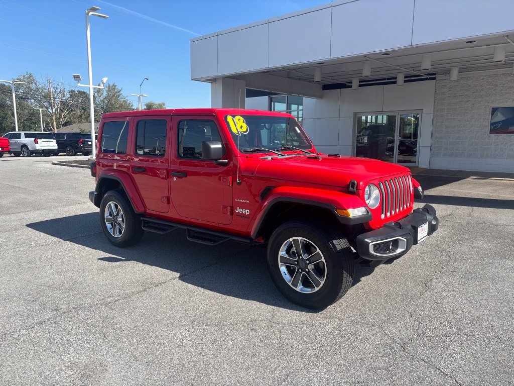 Used 2018 Jeep Wrangler Unlimited Sahara AWD/4WD image 11