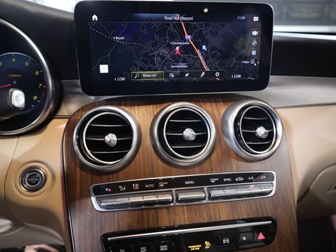 Used 2022 Mercedes-Benz GLC 300 4MATIC image 83