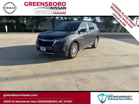Used 2022 Chevrolet Equinox LT AWD/4WD image 1