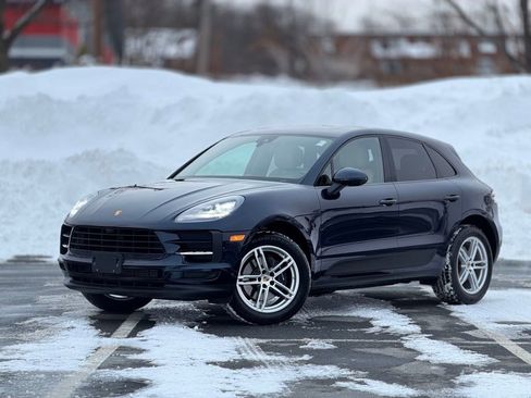 Used 2021 Porsche Macan image 1