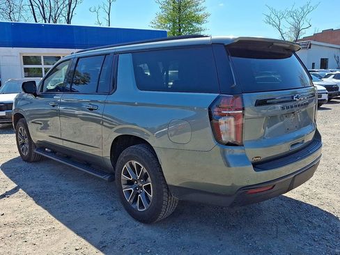 Used 2023 Chevrolet Suburban Z71 AWD/4WD image 6