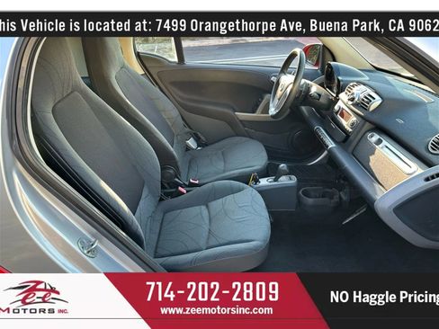 Used 2011 smart fortwo passion image 31