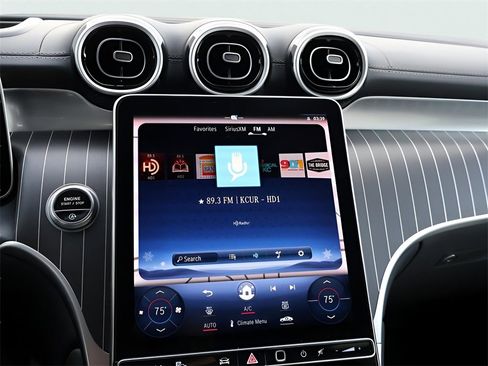 Certified 2024 Mercedes-Benz GLC 300 4MATIC image 23