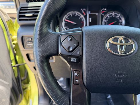 Used 2023 Toyota 4Runner TRD Off-Road Premium w/ Moonroof Package AWD/4WD image 16