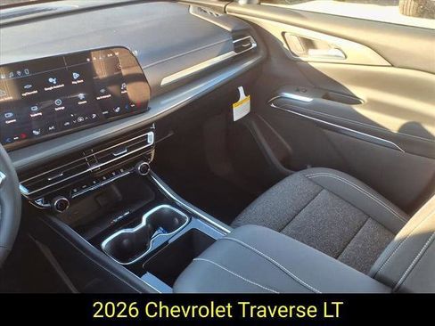 New 2026 Chevrolet Traverse LT image 6