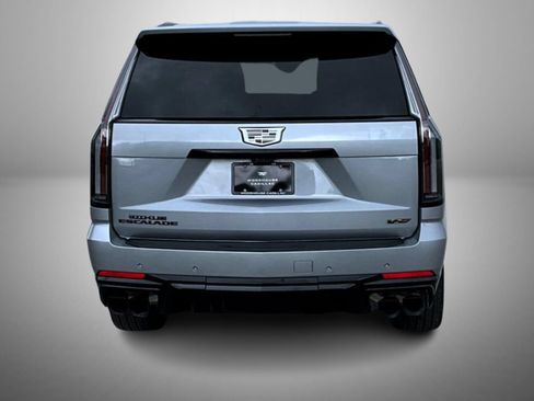 Used 2025 Cadillac Escalade V w/ LPO, ONYX Package AWD/4WD image 6