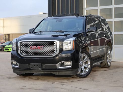 Used 2016 GMC Yukon Denali w/ Open Road Package image 3