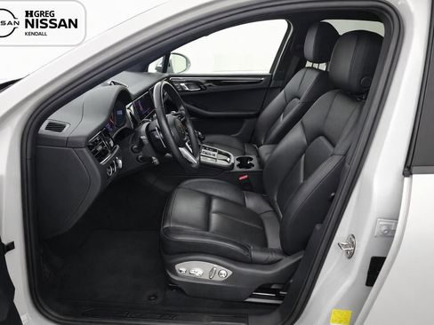Used 2023 Porsche Macan AWD/4WD image 7