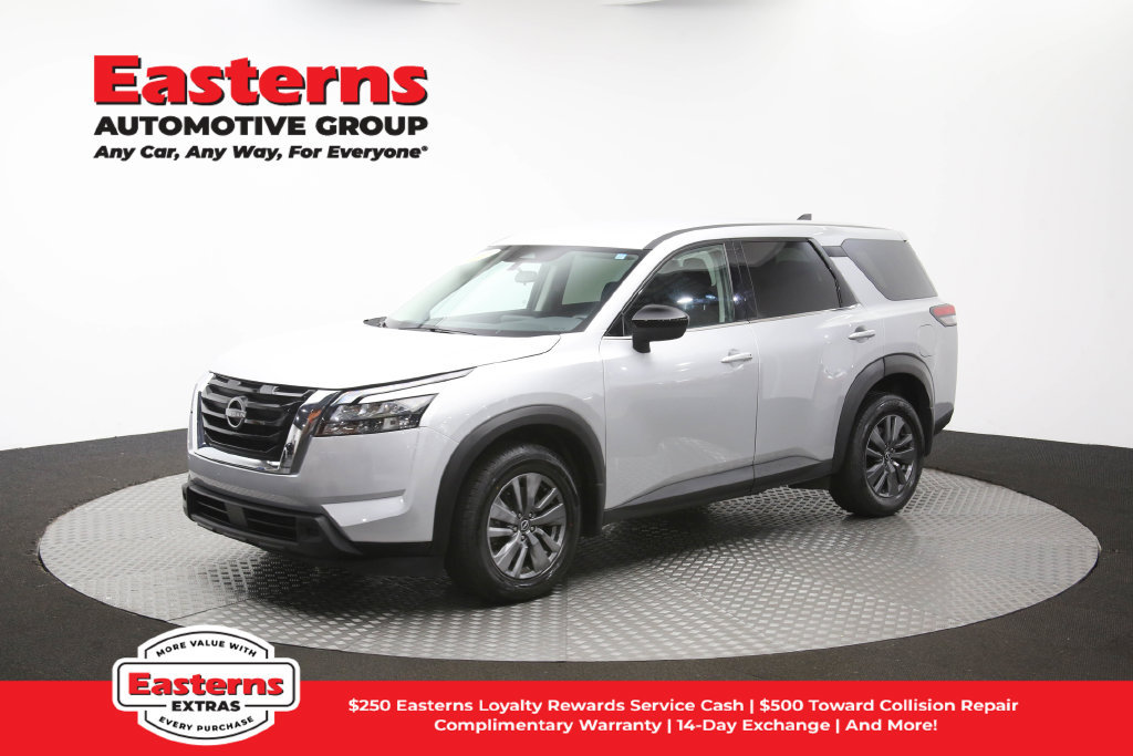 Used 2023 Nissan Pathfinder S AWD/4WD image 56