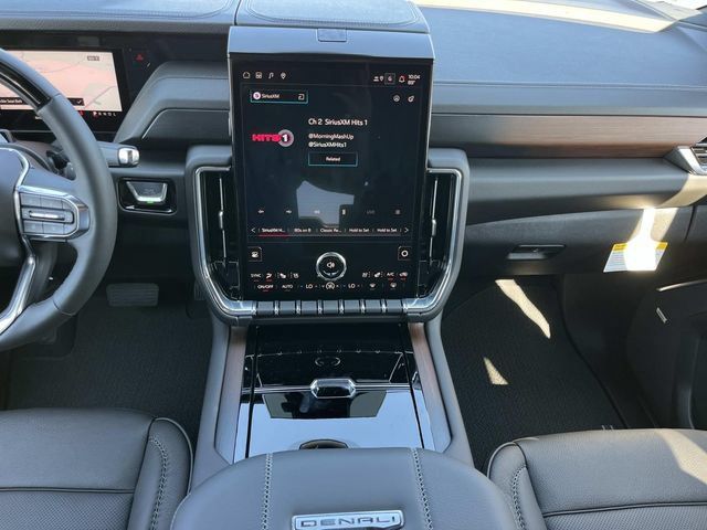 New 2026 GMC Yukon Denali w/ Denali Reserve Package AWD/4WD image 15