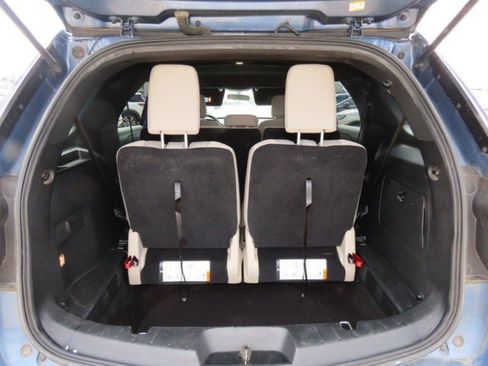 Used 2018 Ford Explorer FWD image 12
