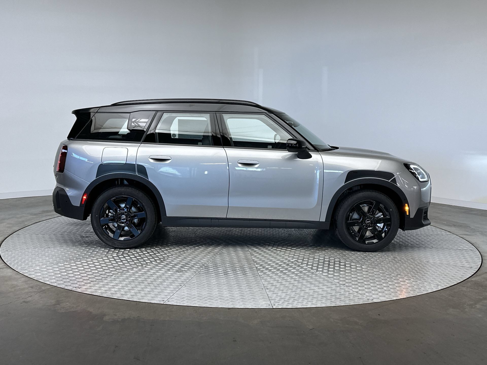 Certified 2026 MINI Cooper Countryman S AWD/4WD image 10