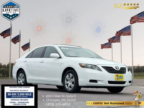 Used 2009 Toyota Camry LE image 1