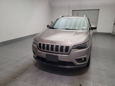 Used 2019 Jeep Cherokee Latitude w/ Popular Appearance Group FWD image 15