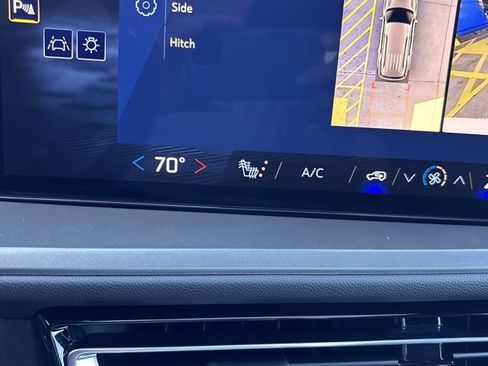 New 2026 Chevrolet Traverse LT w/ Enhanced Driving Package image 38