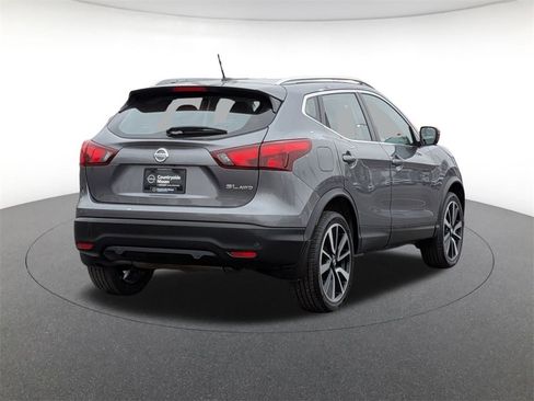 Used 2019 Nissan Rogue Sport SL image 5