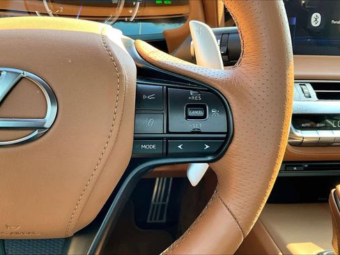 Used 2021 Lexus LC 500 image 23