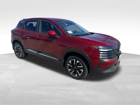 Certified 2025 Nissan Kicks SV AWD/4WD image 9