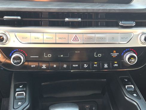 Used 2023 Kia Telluride EX X-Line image 20