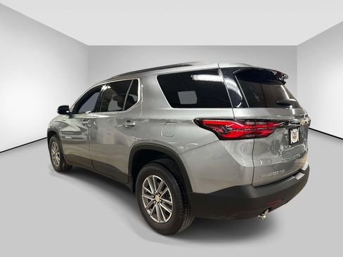 Used 2023 Chevrolet Traverse LT AWD/4WD image 3