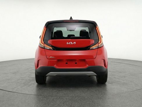 Used 2025 Kia Soul LX w/ LX Technology Package image 7