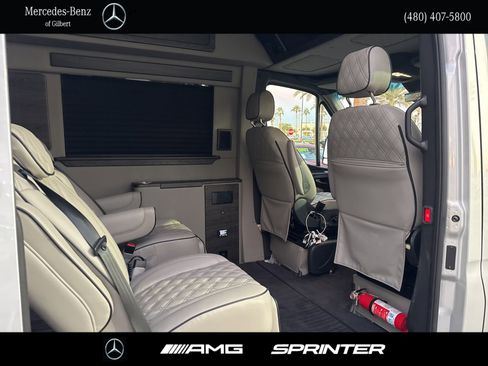 Used 2024 Mercedes-Benz Sprinter 3500 image 24