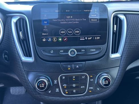 Used 2024 Chevrolet Malibu LT image 17