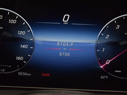 Used 2025 Mercedes-Benz GLS 450 4MATIC image 27