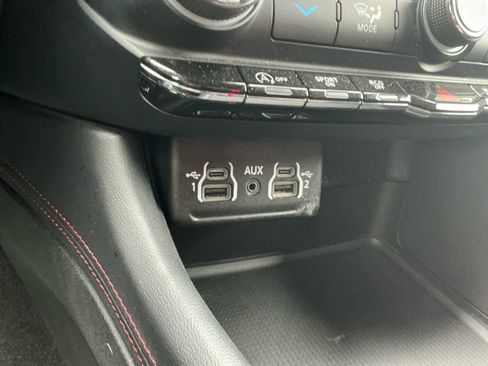 Used 2024 Dodge Durango GT image 18