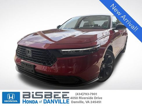 Used 2025 Honda Accord SE image 1