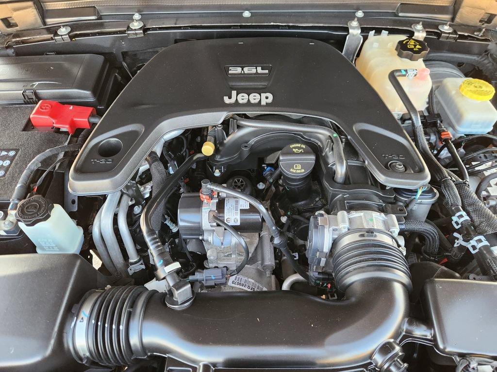 Used 2021 Jeep Wrangler Unlimited Sport AWD/4WD image 29