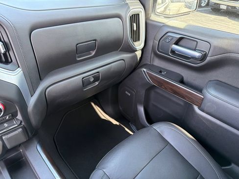 Used 2021 GMC Sierra 1500 SLT AWD/4WD image 33
