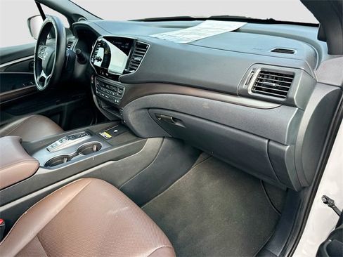 Used 2024 Honda Passport EX-L image 26