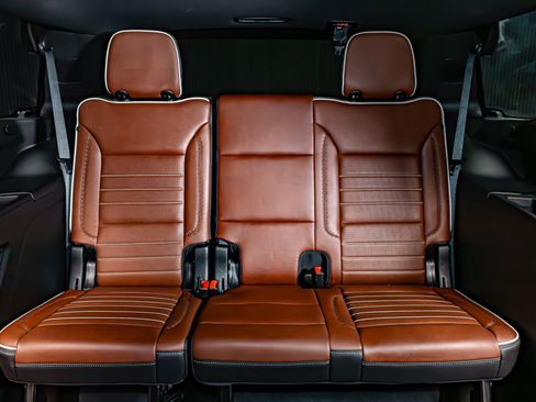 Used 2024 GMC Yukon Denali Ultimate image 23