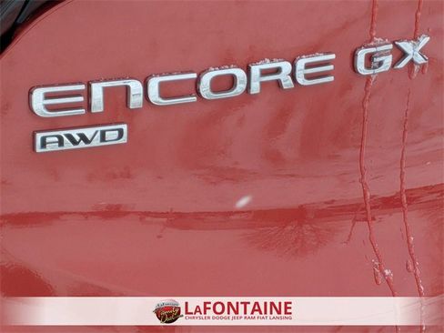 Used 2024 Buick Encore GX Sport Touring image 10