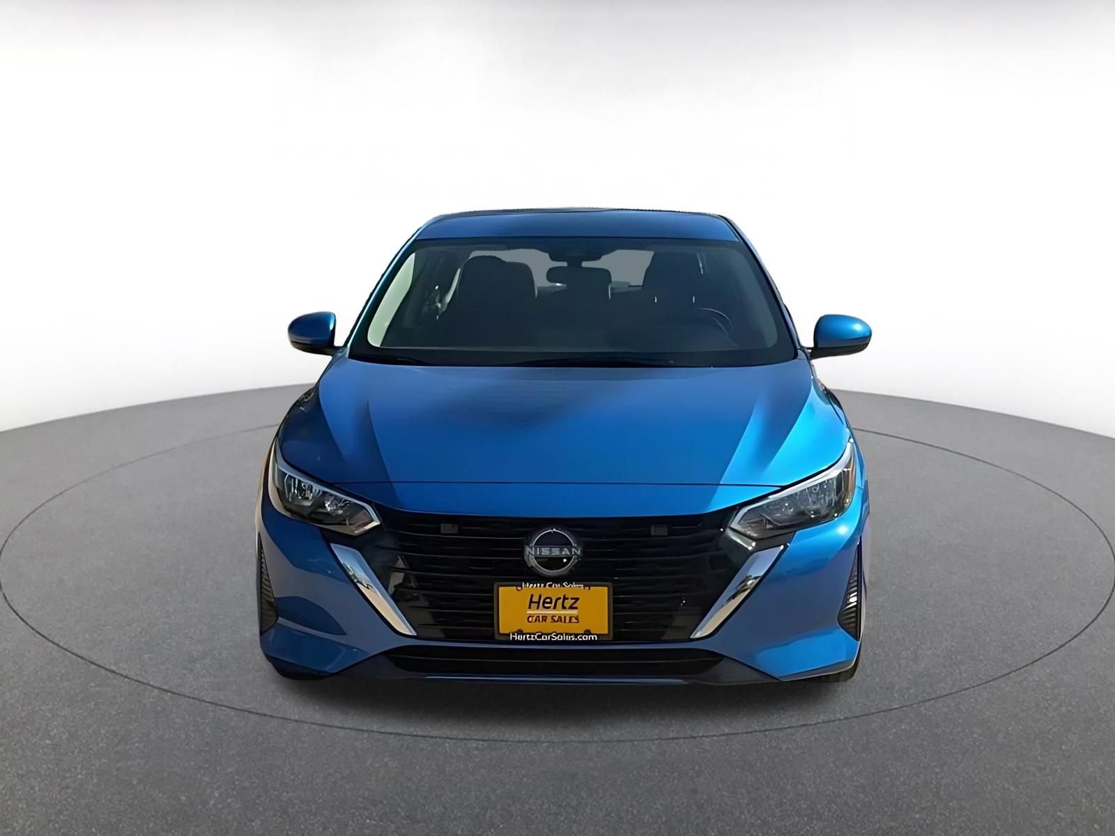 Used 2025 Nissan Sentra SV FWD image 4