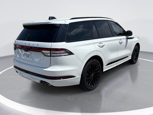 Used 2025 Lincoln Aviator Reserve w/ Equipment Group 201A AWD/4WD image 8