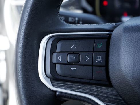 Used 2022 Jeep Wagoneer Series III w/ Rear Seat Video Group 1 image 24