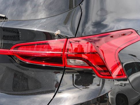 Used 2023 Hyundai Santa Fe SE image 7