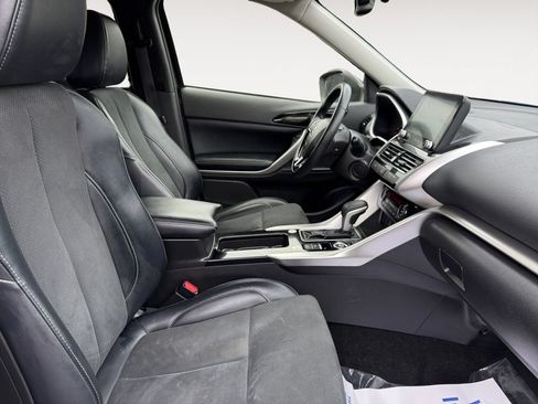 Used 2024 Mitsubishi Eclipse Cross SE AWD/4WD image 15
